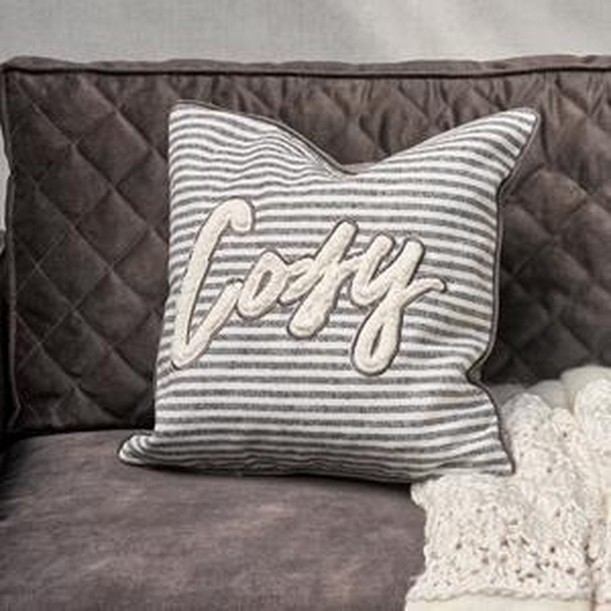 Cosy Stripe Pillow Cover 423740