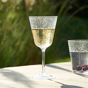RM Beachy Moment Wine Glass 500580