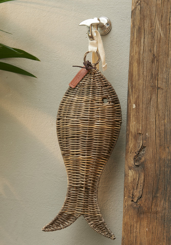 Rustic Rattan Fish M 415660