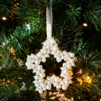Classic Pearl Star Ornament 588020