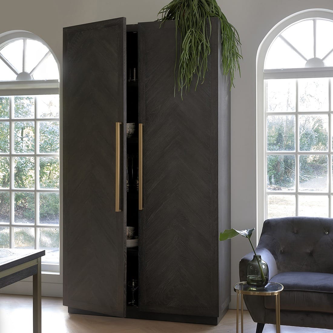 5thAvenueCabinet473170__1