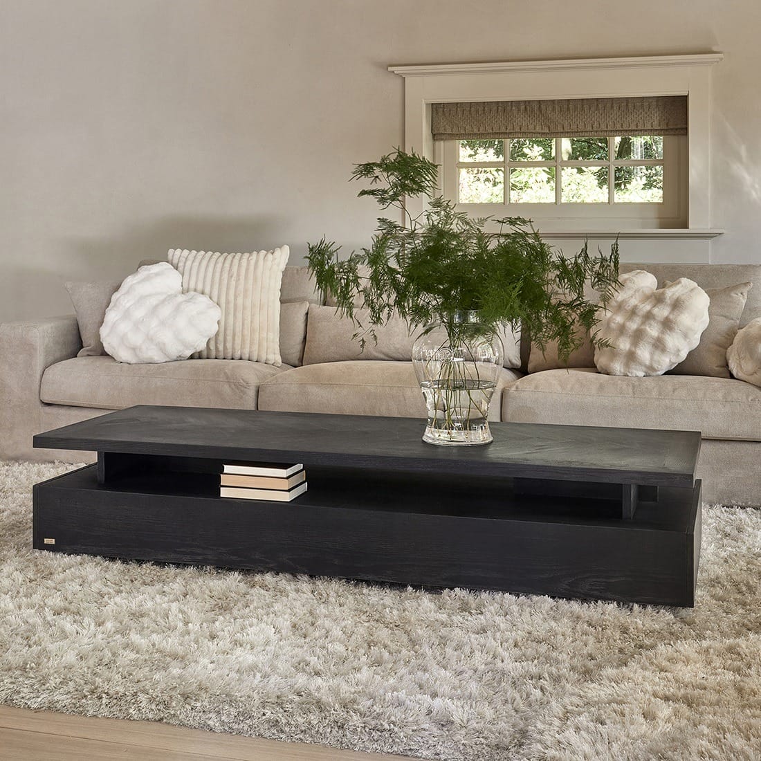 5thAvenueCoffeeTable500770__1