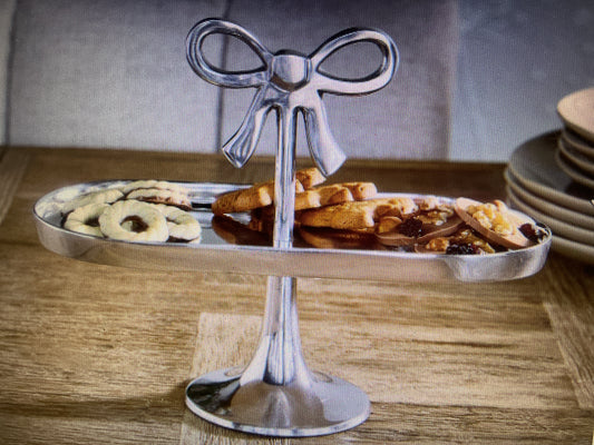 Classic Bow Cake Stand week 48 582670