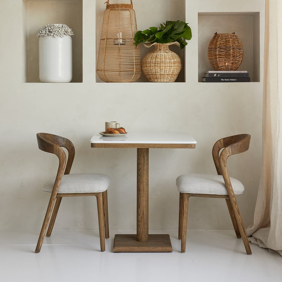 AmalfiBistroTable70x70558650__1