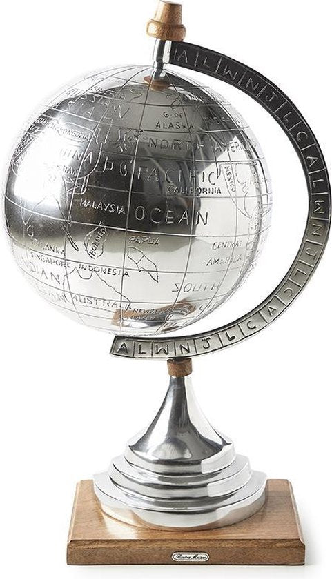 Globe Statue 385130
