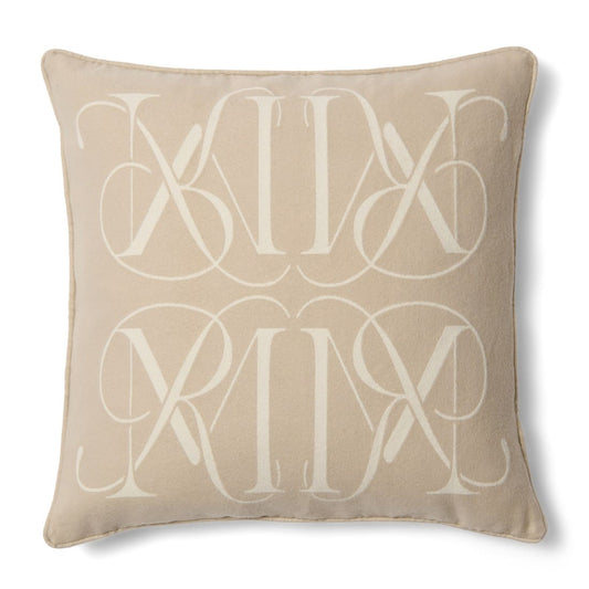 RMSignaturePillow50x50599520__1