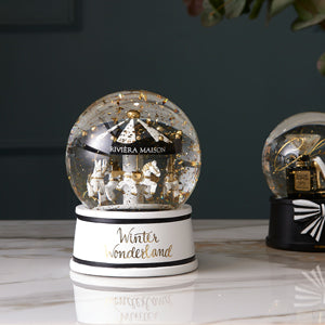 RM Winter Wonderland Snowglobe 496280