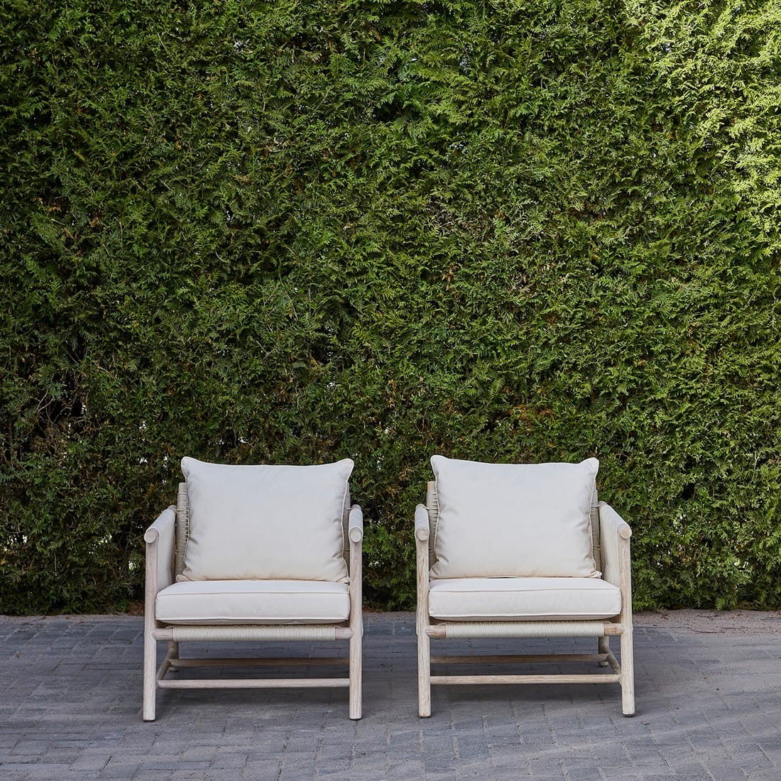 SaintTropezOutdoorLoungAC559740__1