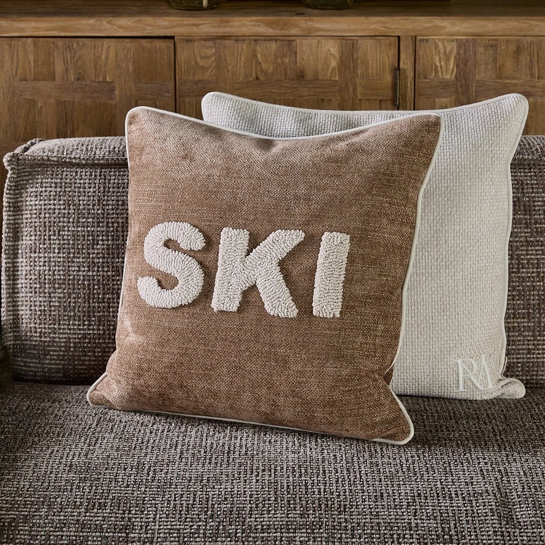 SkiPillowCover50x50582010__1
